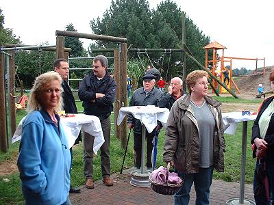 Spielplatzeinweihung in Basthorst mit Jugendblasorchester Sachsenwald aus Möhnsen