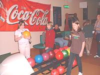 Das Jugendorchester beim Bowling in Reinbek - Bild anklicken zum Vergrößern