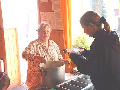 Dorfputz in Möhnsen - Erbsensuppe von Renate