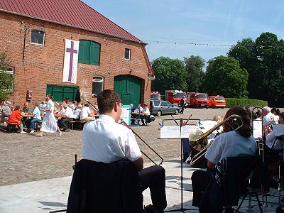 2. Feuerwehrgottesdienst auf Gut Basthorst 