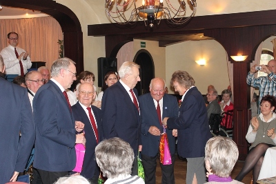 Frühjahrskonzert der Möhnsener Musikanten - geehehrt wurden die 4 Musiker die seit 1968 aktiv sind