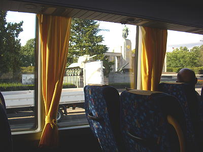 Feierliches Gelöbnis vor dem Berliner Reichstag 2009