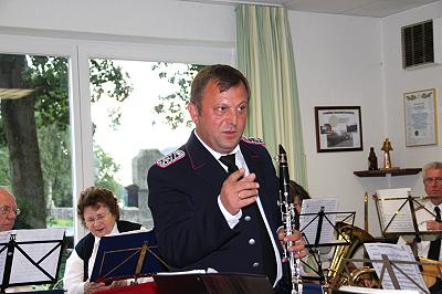 Erwin und der Musikzug Möhnsen beim Grillfest der FF Kasseburg