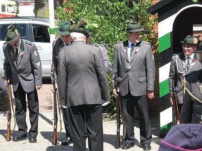 Schützenfest 2010 in Gülzow - Marsch durch Gülzow 