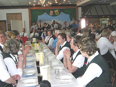 Schützenfest 2010 in Gülzow -  In der Schützenhalle 