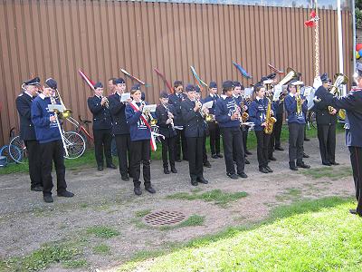 Jugendblasorchester Sachsenwald beim Kinderfest in Möhnsen