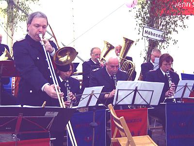 Musikzug Möhnsen mit Ausbilder Michael Sperling