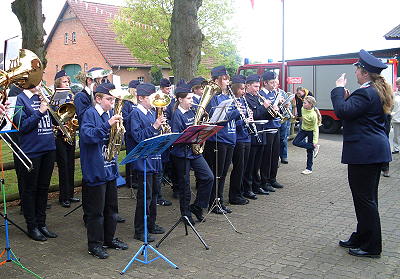 Musikerfest 2009 Borstorf - Jugendblasorchester Sachsenwald beim Empfang