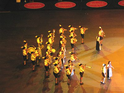 Musikparade 2011 in der o2 World in Hamburg - Blaskapelle Bad Bayersoien - Bild anklicken zum Vergrößern