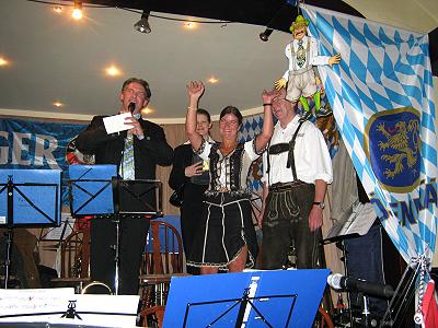 Die Siegerin des Dirndl-Wettbewerbes in Basthorst