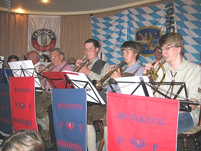 7. zünftiges Oktoberfest in Basthorst 2010 mit dem Musikzug Möhnsen  