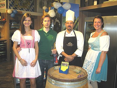 Musikzug begeisterte wieder mit toller Musik auf dem Oktoberfest der Firma Buddenhagen in Hamburg - Bild anklicken zum Vergrößern