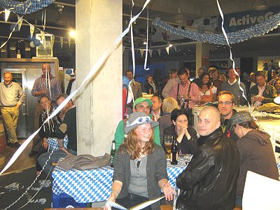 Musikzug Möhnsen beim Oktoberfest des Eleltrofachmarktes Buddenhagen in Hamburg-Winterhude