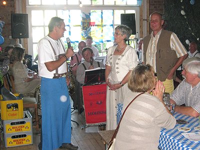 Musikzug Möhnsen beim 2.Oktoberfest in Kasseburg