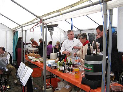 Musikzug Möhnsen beim Oktoberfest in Linau bei Ankes Trachtengalerie