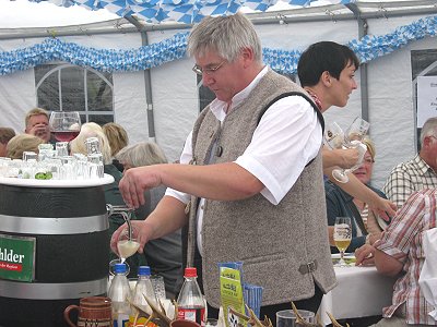 Musikzug Möhnsen beim Oktoberfest 2011 in Linau bei Ankes Trachtengalerie