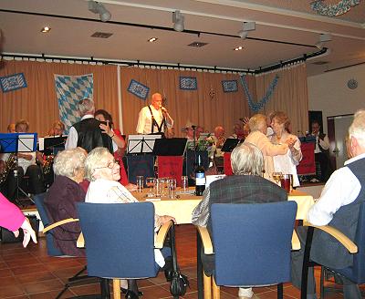 Oktoberfest im Max Brauer Haus 2009 in Hamburg - Bild zum Vergrößern anklicken