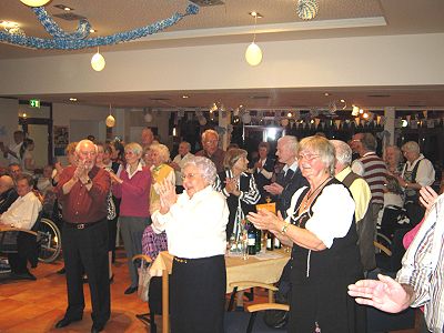 Oktoberfest Max Brauer Haus in Hamburg Bramfeld 2010 mit dem Musikzug Möhnsen