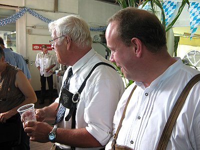 Oktoberfest 2011 im Autohaus Riegel in Trittau mit dem Musikzug Möhnsen