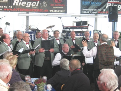 Oktoberfest 2012 im Autohaus Riegel in Trittau mit den Möhnsener Musikanten