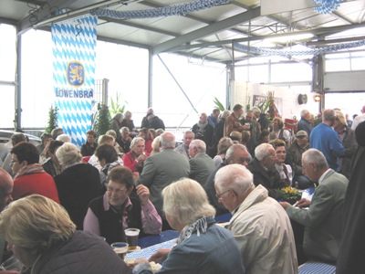 Oktoberfest 2012 im Autohaus Riegel in Trittau mit den Möhnsener Musikanten