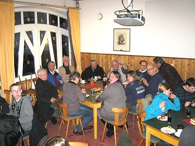 Probennachmittag für Musikzug und Jugendblasorchester im Feuerwehrhaus Basthorst