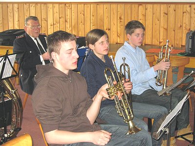 Gemeinsame Registerporbe vom Jugendblasorchester Sachsenwald und Musikzug Möhnsen -  das hohe Blech