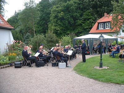 Musikzug auf dem Sängerberg Trittau - Bild anklicken zum Vergrößern