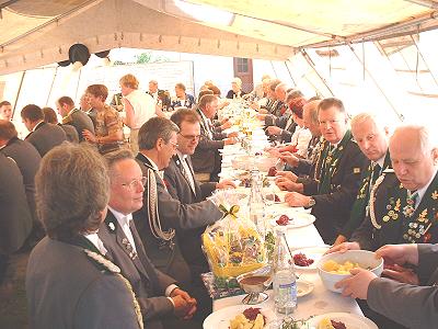 Schützenfest 2005 in Schwarzenbek - durch Anklicken Bild vergrößern