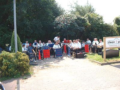 Schützenfest in Trittau 2008 - Platzkonzert vor dem Autohaus Rusmeyer