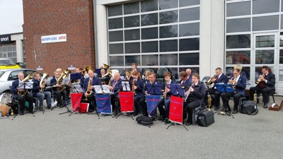 Möhnsener Musikanten beim Schützenfest in Trittau 2014