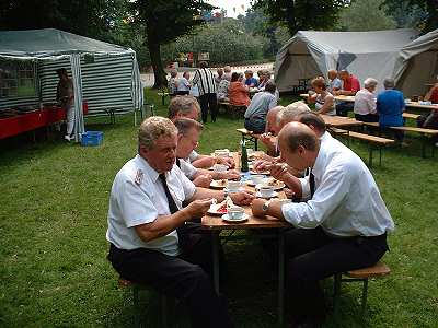 Kinderfest Siebeneichen - Kaffeetrinken