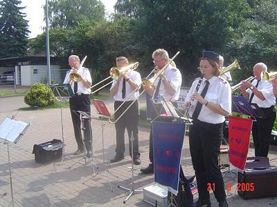 Platzkonzert Musikzug Möhnsen beim Trittauer Schützenfest