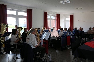 Möhnsener Musikanten beim Veteranen Treffen von Borussia S.V. Möhnsen