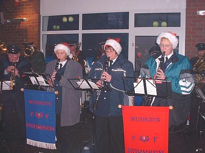 Musikzug Möhnsen auf dem Weihnachtsmarkt in Schwarzenbek